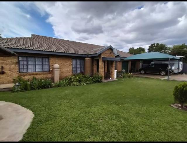 3 BEDROOM HOUSE FOR SALE IN MODIMOLLE